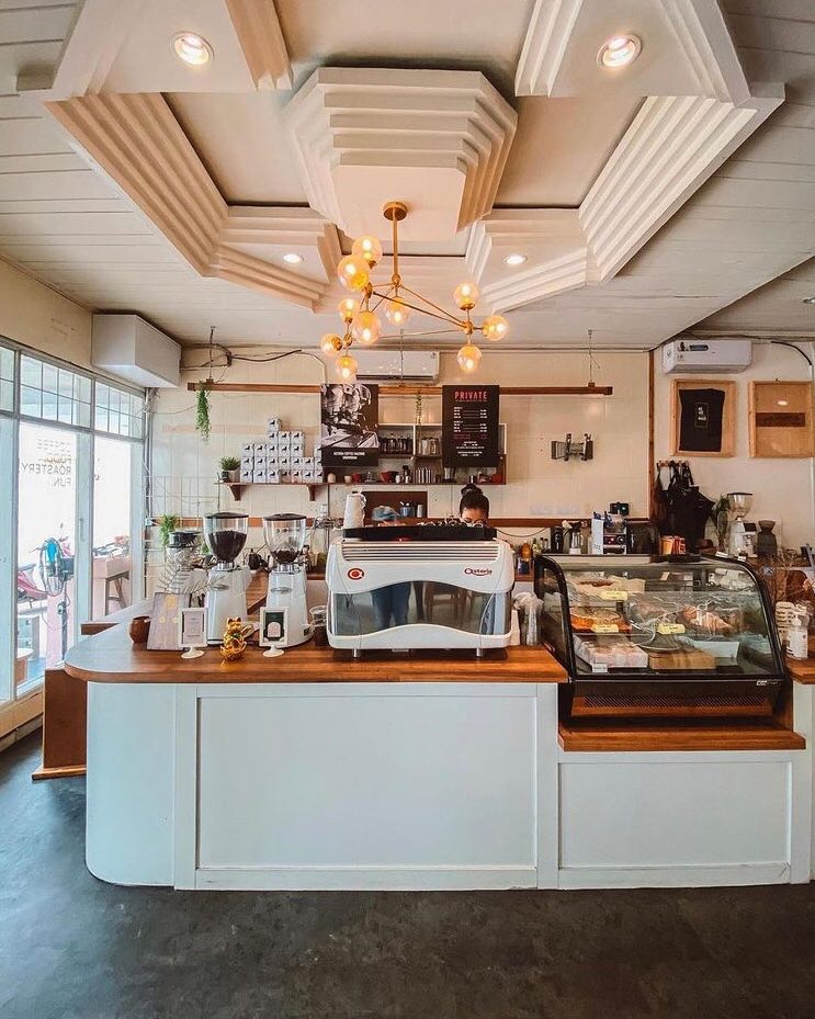 Để chọn được máy pha cà phê Astoria cũ phù hợp bạn cần quan tâm đến công suất hoạt động của máy