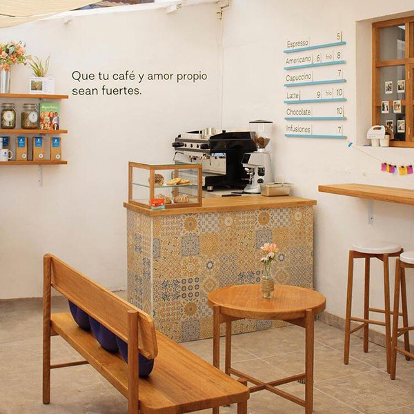 Máy pha cà phê Tanya 2 group được ưu chuộng tại các quán coffee vì tính kinh tế và giá trị bền bỉ