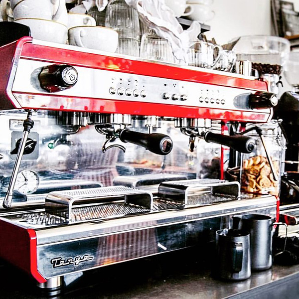 Hình ảnh: Máy pha cà phê Tanya 2 group đầy tính nghệ thuật